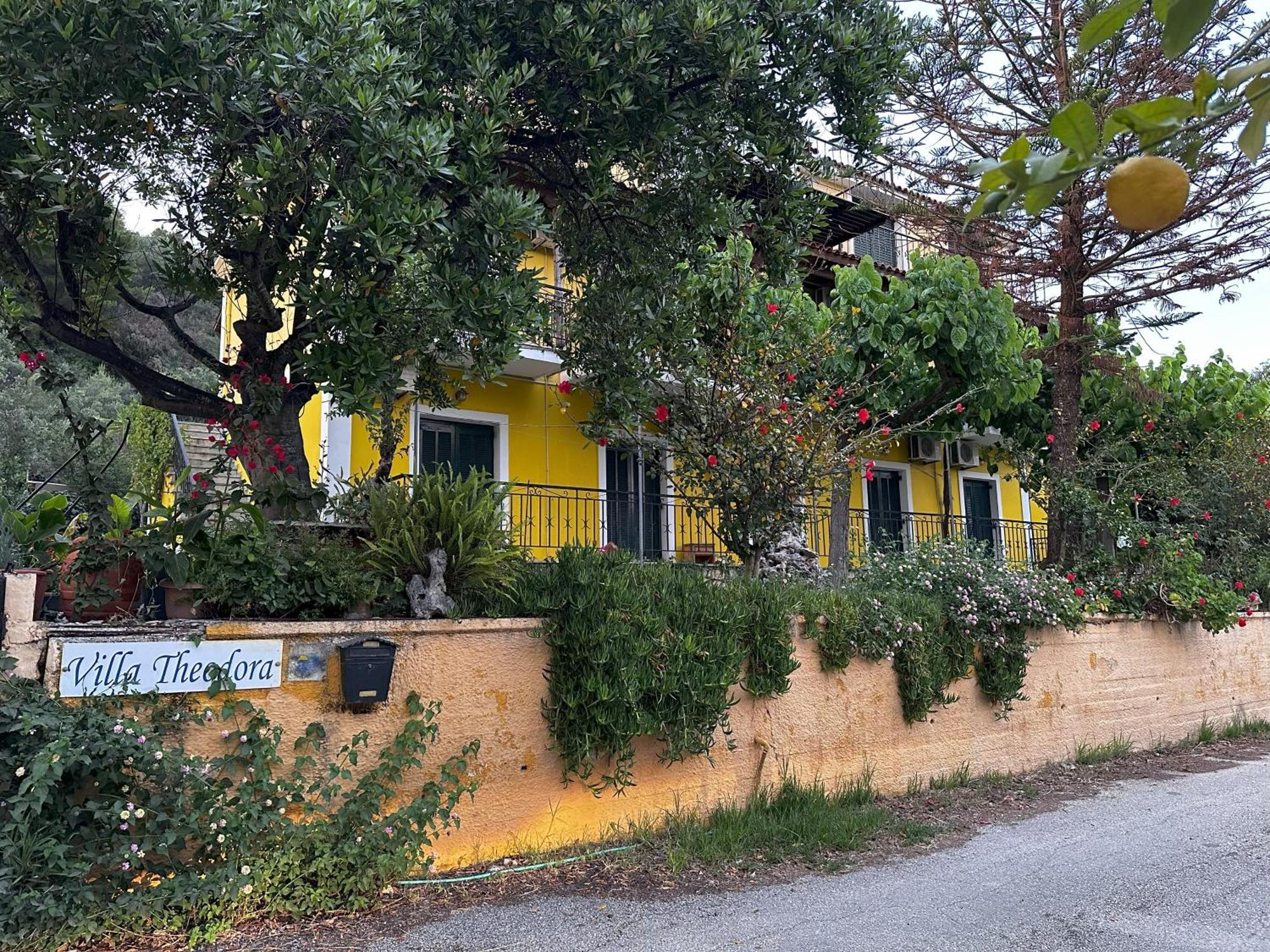 Villa Theodora Keri Extérieur photo